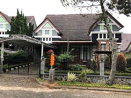 Eton Asia Kota Bunga Villas