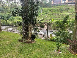 Eton Asia Kota Bunga Villas