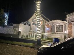 Eton Asia Kota Bunga Villas