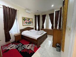 Eton Asia Kota Bunga Villas