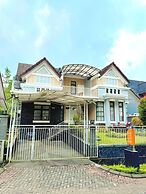 Eton Asia Kota Bunga Villas