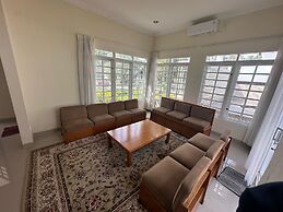 Eton Asia Kota Bunga Villas