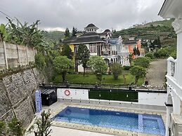 Eton Asia Kota Bunga Villas