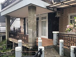 Eton Asia Kota Bunga Villas