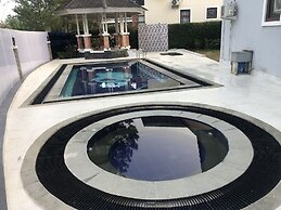 Eton Asia Kota Bunga Villas