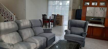 Eton Asia Kota Bunga Villas