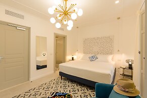 CasAunoE Boutique Hotel