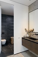 Luxury Villa over the Cliffs by FeelHome