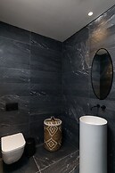 Luxury Villa over the Cliffs by FeelHome