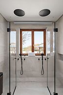 Luxury Villa over the Cliffs by FeelHome