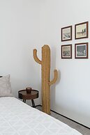 Luxury Villa over the Cliffs by FeelHome