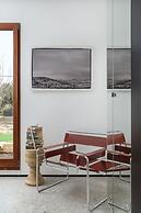 Luxury Villa over the Cliffs by FeelHome