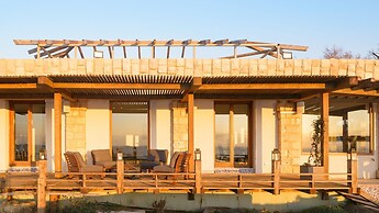 Luxury Villa over the Cliffs by FeelHome