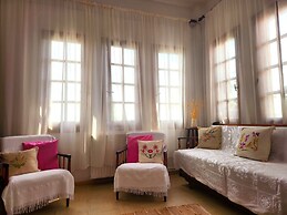 YALLA HOTEL CHOREFTO