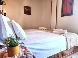 YALLA HOTEL CHOREFTO