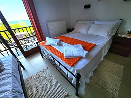 YALLA HOTEL CHOREFTO