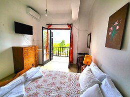 YALLA HOTEL CHOREFTO