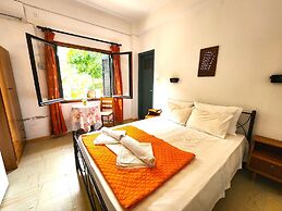 YALLA HOTEL CHOREFTO