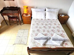 YALLA HOTEL CHOREFTO