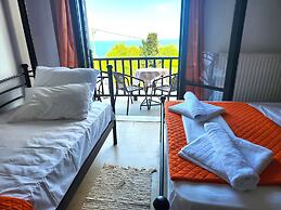 YALLA HOTEL CHOREFTO