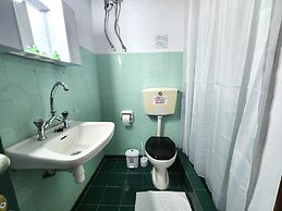 YALLA HOTEL CHOREFTO