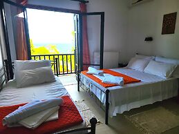 YALLA HOTEL CHOREFTO