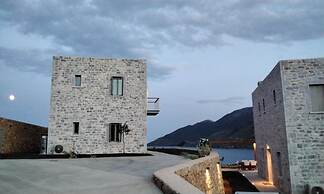 Thetis - Skoutari Bay View