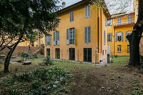 Casa Ambrosini - Afrodite Apartment With Jacuzzi by Wonderful Italy