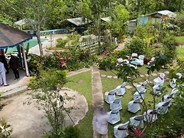 Tapioca Village Retreat