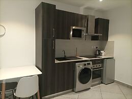 Embassy Gardens by Morninglife Luxury