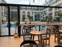 Embassy Gardens by Morninglife Luxury