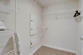 Walkable Alexandria Apts