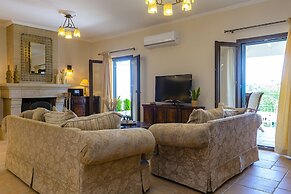 Solaris Methea Villa Kassiopi Corfu