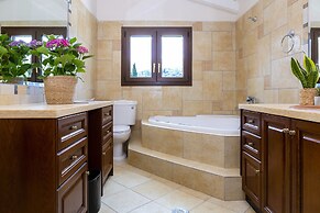 Solaris Methea Villa Kassiopi Corfu