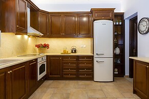 Solaris Methea Villa Kassiopi Corfu