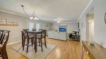 Lovely 3 Bedroom Condo On Golf Course