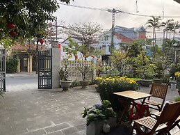 Phương's house