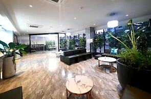 The 9 Residence Hotel