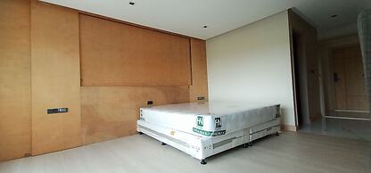 The 9 Residence Hotel