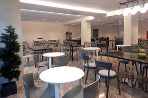 The 9 Residence Hotel