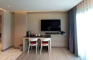 The 9 Residence Hotel