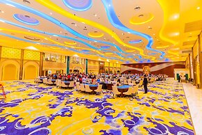 Dynasty Casino Hotel