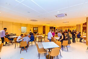 Dynasty Casino Hotel