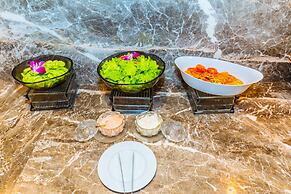 Dynasty Casino Hotel