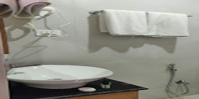 MeroStay 029 Royal Villa Resort