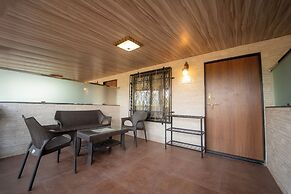 Bagicha Villa and Cottage