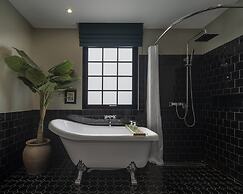 Thomas Bangkok Hotel