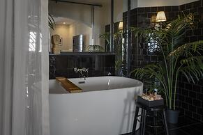 Thomas Bangkok Hotel