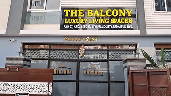 The Balcony Hotel