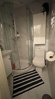 Large 1-bed Studio in London Well Equipped